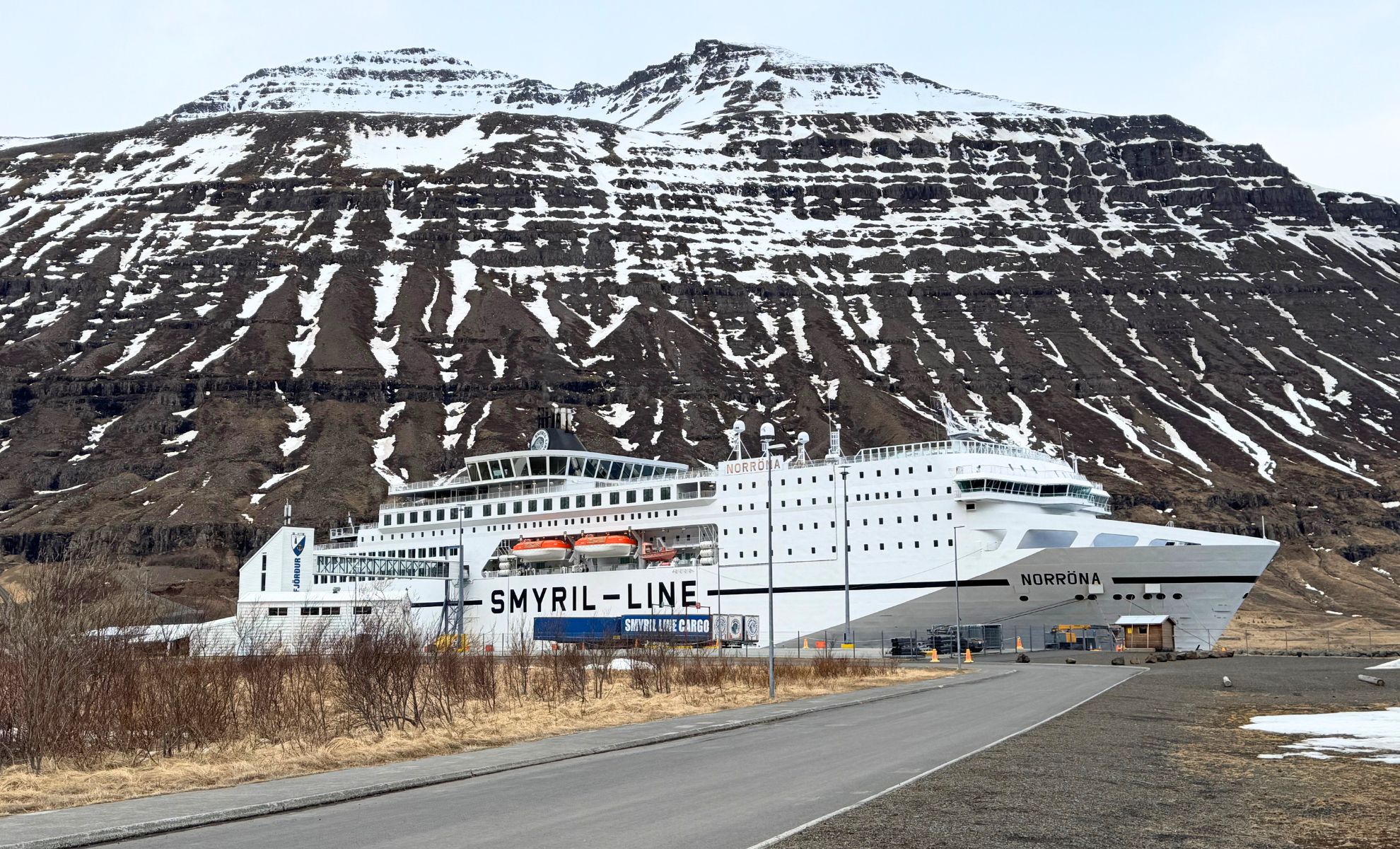 reisebericht-stricken-und-meer-island